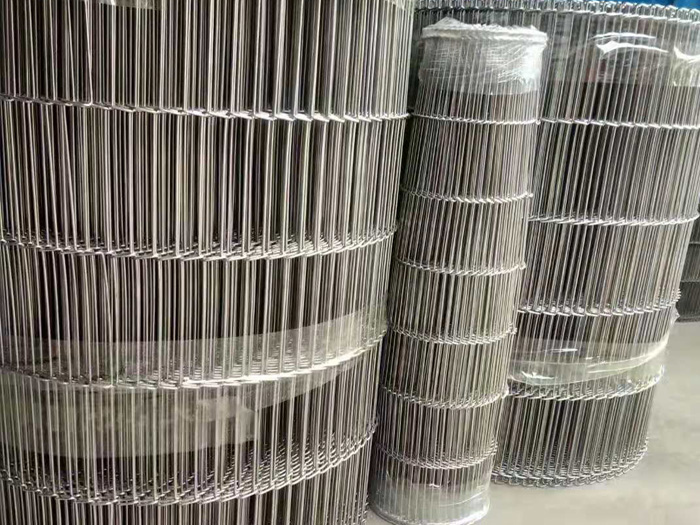  不銹鋼網帶可以很大程度的輸送重物